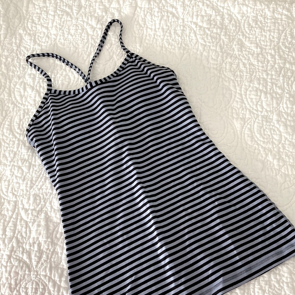 Lululemon tank